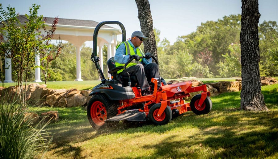 Z400 SERIES MOWERS - Malvese Equipment Co. Inc.